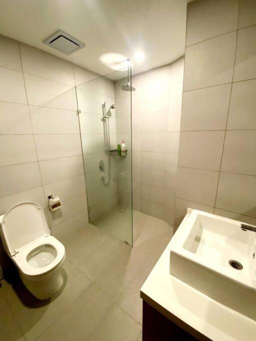 2br 2ba In The Heart Of Kl, Regalia *